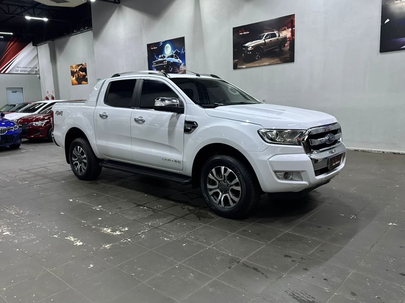 FORD RANGER LIMITED 4x4 - Foto 3 de 10