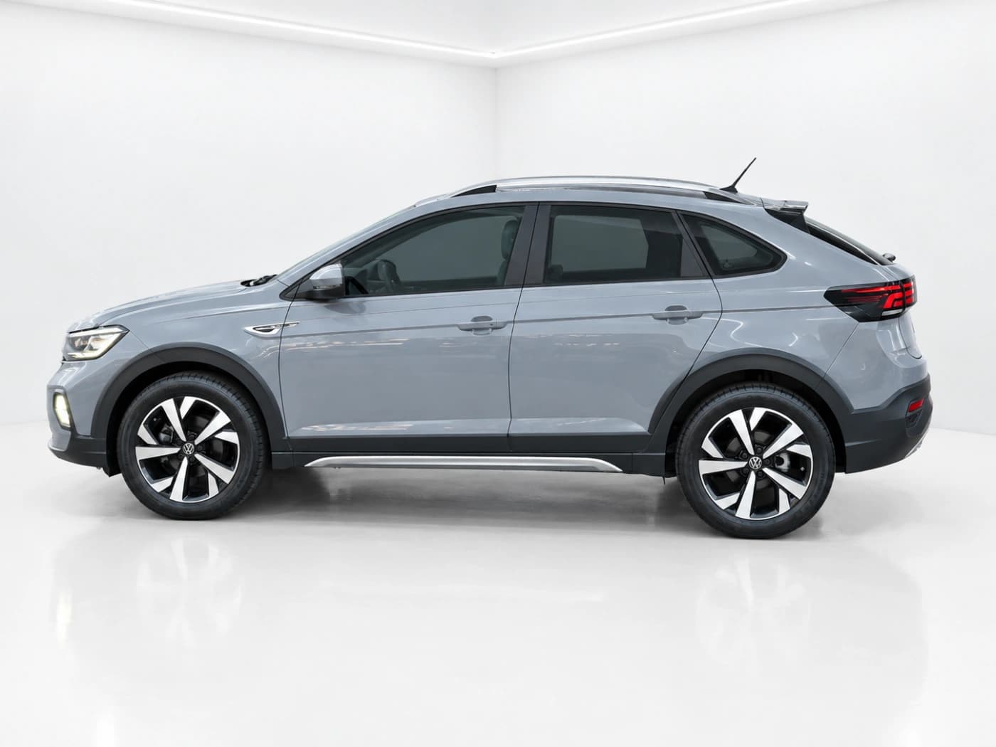VOLKSWAGEN NIVUS TSI - Foto 3 de 7